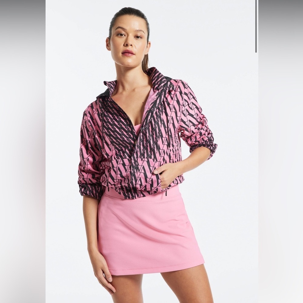 2 piece set Bandier All Access Performance Woven Run Short & Full Zip Jacket Set